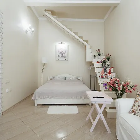 Apartment Near Opera Theatre Apartment *