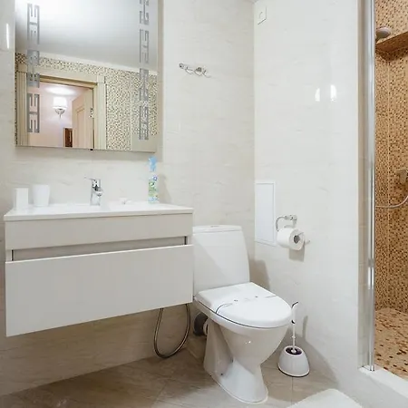 Apartment Near Opera Theatre