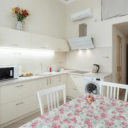 Apartment Near Opera Theatre Apartment Odesa