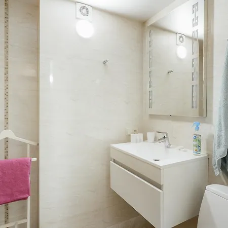 Apartment Near Opera Theatre